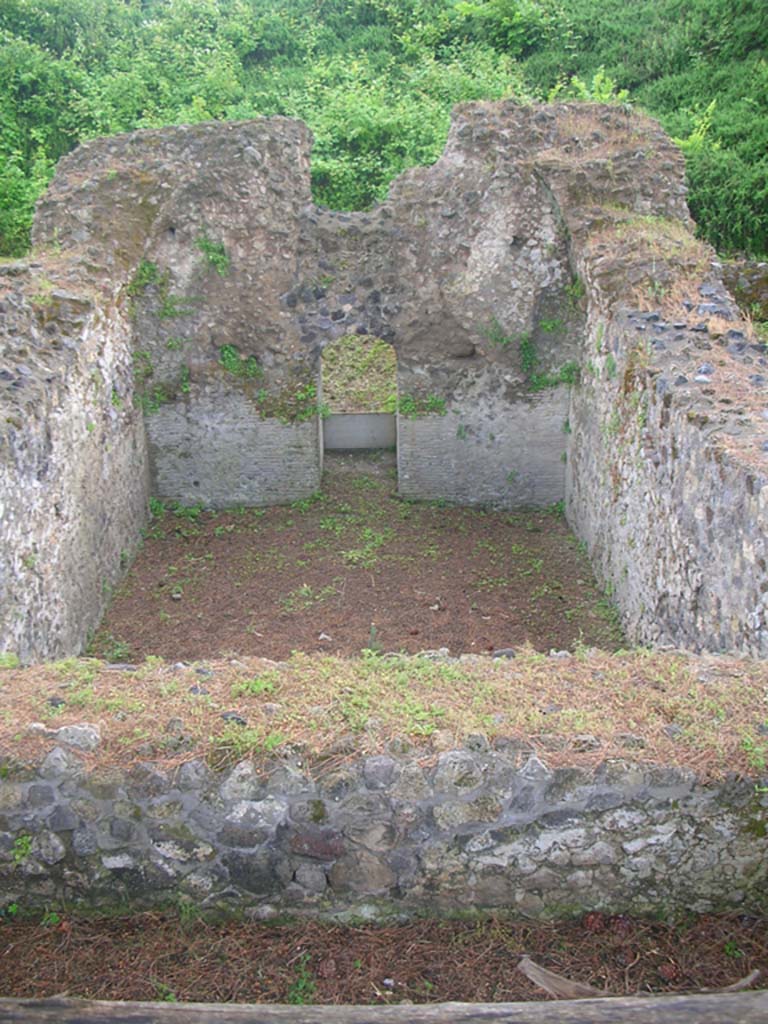 Tower IX, Pompeii. May 2010. 
Looking south across main chamber of tower. Photo courtesy of Ivo van der Graaff.
