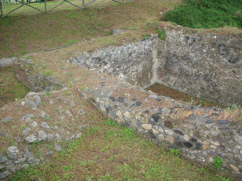 Tower IX, Pompeii. May 2010. Looking north-east across Tower. Photo courtesy of Ivo van der Graaff.