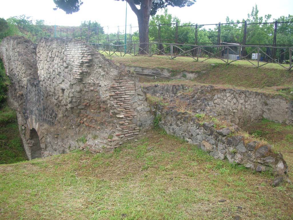 Tower IX, Pompeii. May 2010. Looking north-west across Tower room. Photo courtesy of Ivo van der Graaff.