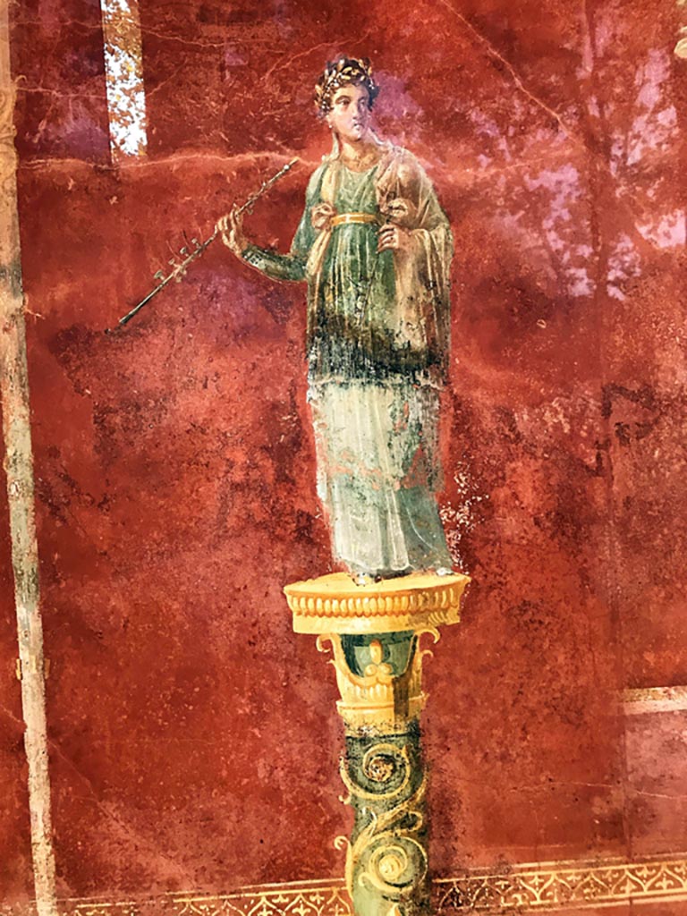 Complesso dei triclini in località Moregine a Pompei. December 2019. 
Triclinium A, north wall. Euterpe the muse of flutes and music with a double flute.
Photo courtesy of Giuseppe Ciaramella.

