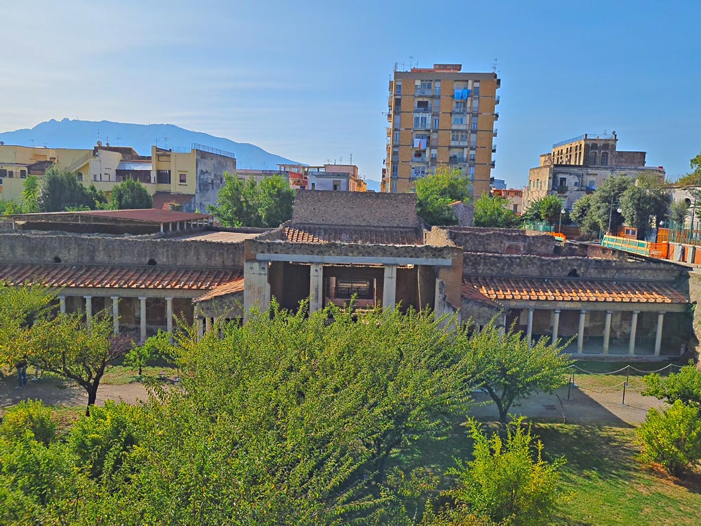 Oplontis Villa of Poppea, October 2023. Looking south across north garden. Photo courtesy of Giuseppe Ciaramella. 