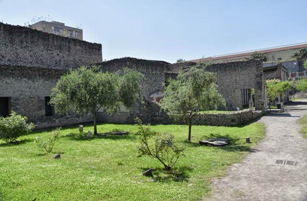 Oplontis Villa of Poppea, April 2018. Looking west along pathway in north garden, across the front of the villa. Photo courtesy of Ian Lycett-King. Use is subject to Creative Commons Attribution-NonCommercial License v.4 International.

