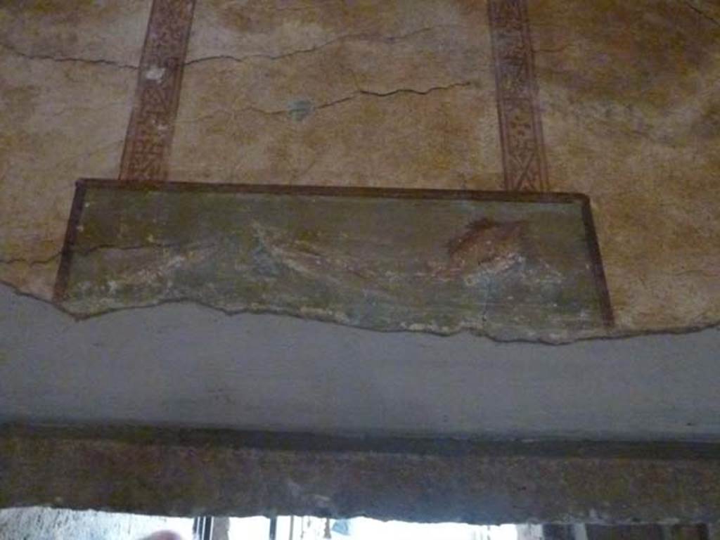 Oplontis, September 2015. Room 27, remains of painted panel above doorway to room 1.