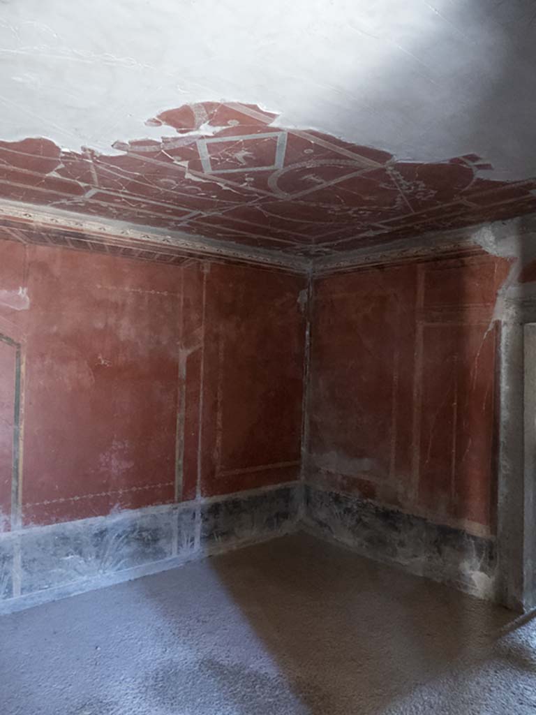 Oplontis Villa of Poppea, September 2017. Room 38, north-east corner.
Foto Annette Haug, ERC Grant 681269 DÉCOR.
