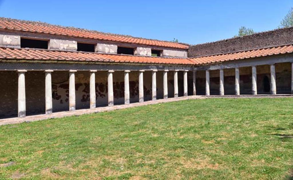 Oplontis Villa of Poppea, April 2018. Portico 40, looking towards north wall and north-east corner. Photo courtesy of Ian Lycett-King. Use is subject to Creative Commons Attribution-NonCommercial License v.4 International.
