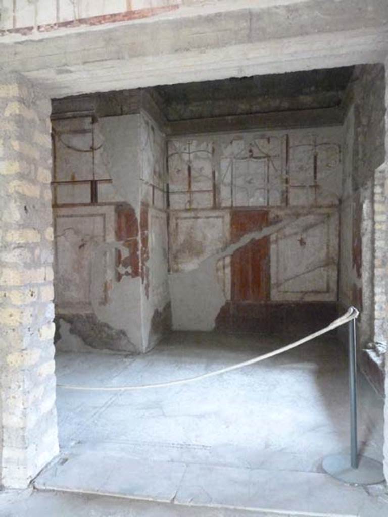 Oplontis, September 2015. Room 41, looking north through doorway from Portico 24.