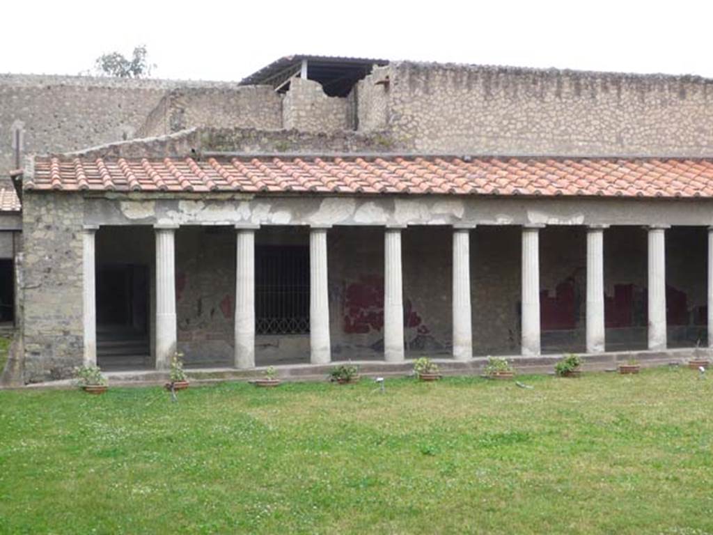 Oplontis, May 2010. Area 59, the south-east peristyle. Looking towards west portico. Photo courtesy of Buzz Ferebee.