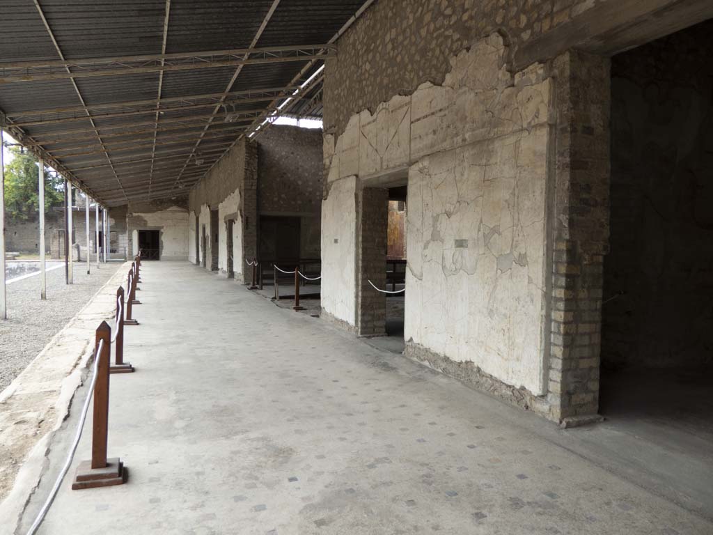 Oplontis Villa of Poppea, September 2017. Portico 60, looking south.
Foto Annette Haug, ERC Grant 681269 DÉCOR.
