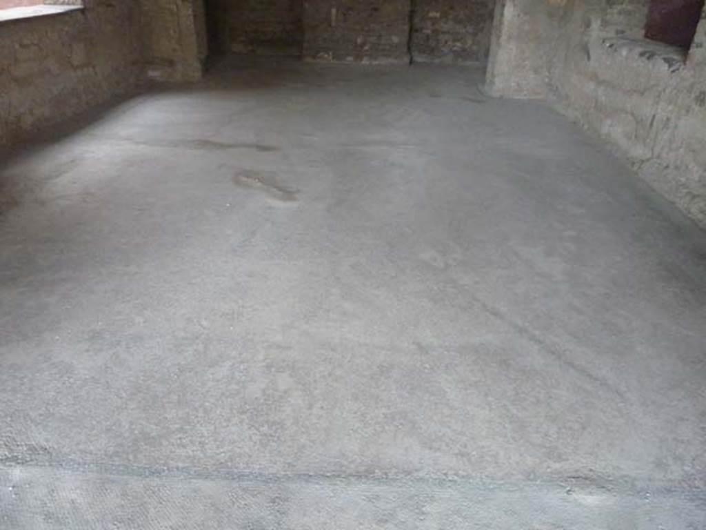 Oplontis, September 2015. Room 74, looking west across floor area.