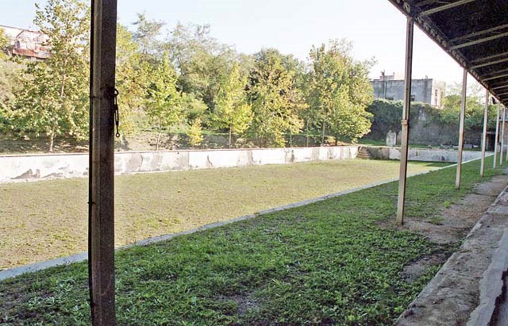 Oplontis Villa of Poppea, October 2001. Area 80, looking south-east across swimming pool area 96. Photo courtesy of Peter Woods.