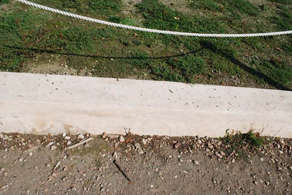 Oplontis Villa of Poppea, September 2009. Room 92, looking north from 85 detailing section of boundary delineation feature.
Photo courtesy of Drew Baker - from the King's College London, Villa of Oplontis Archive.
