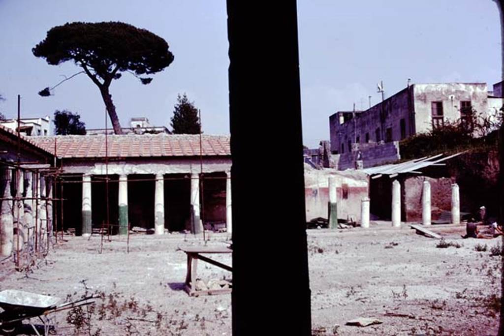 Oplontis, 1976. Area 59, looking east from west portico. Photo by Stanley A. Jashemski.   
Source: The Wilhelmina and Stanley A. Jashemski archive in the University of Maryland Library, Special Collections (See collection page) and made available under the Creative Commons Attribution-Non Commercial License v.4. See Licence and use details. J76f0377
