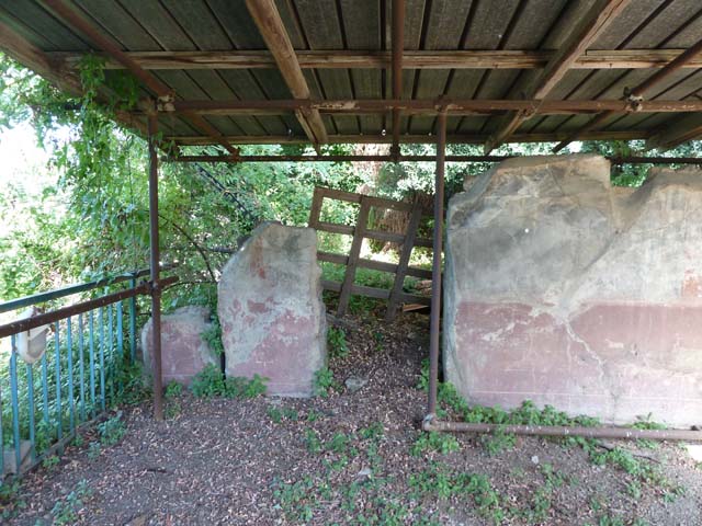 Stabiae, Secondo Complesso (Villa B), September 2015. Room 1, east wall of portico.