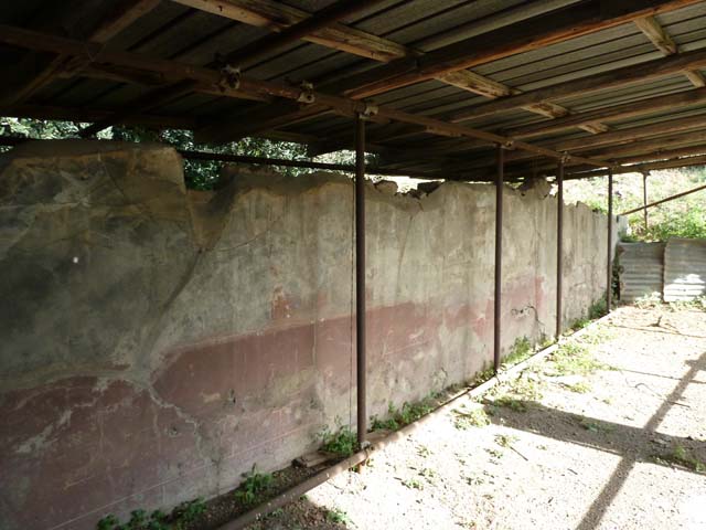 Stabiae, Secondo Complesso (Villa B), September 2015. Room 1, looking south along east portico.