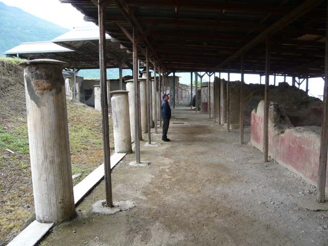 Stabiae, Secondo Complesso (Villa B), April 2005. Room 1, looking west along north portico. Photo courtesy of Michael Binns.