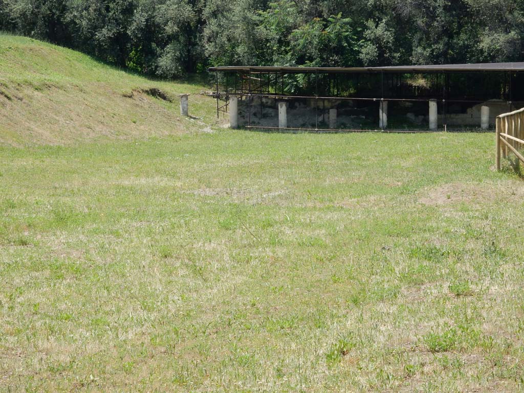 Stabiae, Villa Arianna, June 2019. Western end of large peristyle/palestra. Photo courtesy of Buzz Ferebee.