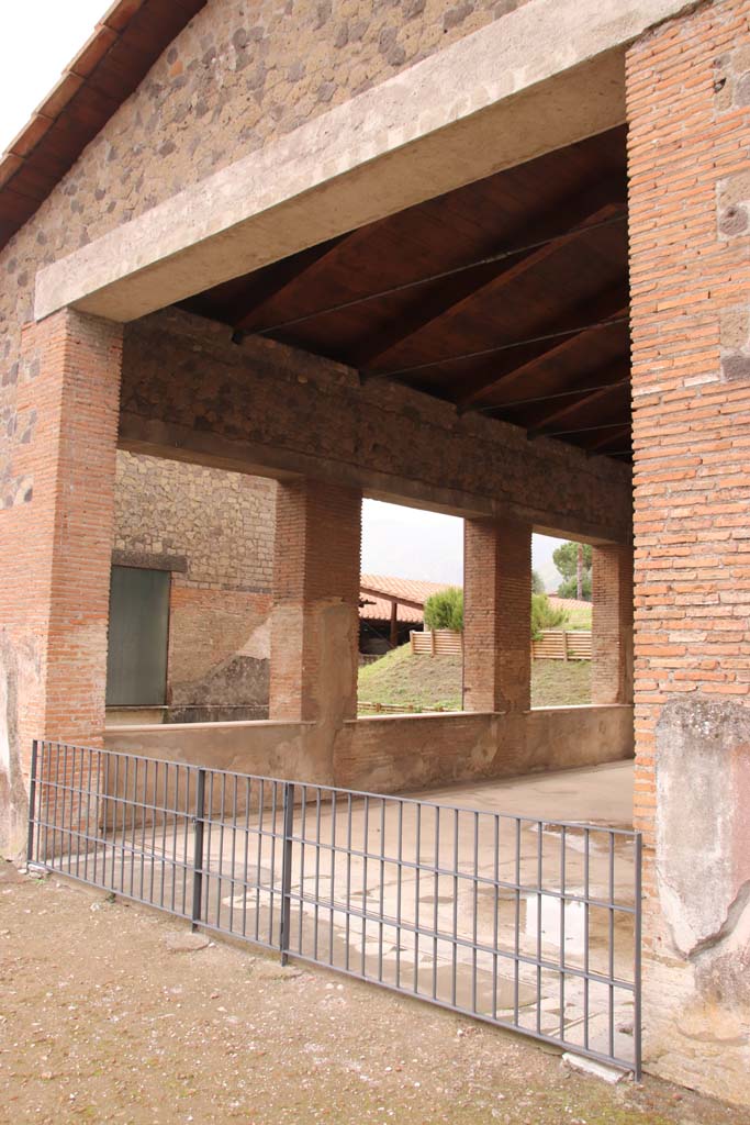 Stabiae, Villa Arianna, October 2020. 
Room A, entrance doorway from terrace. Photo courtesy of Klaus Heese.
