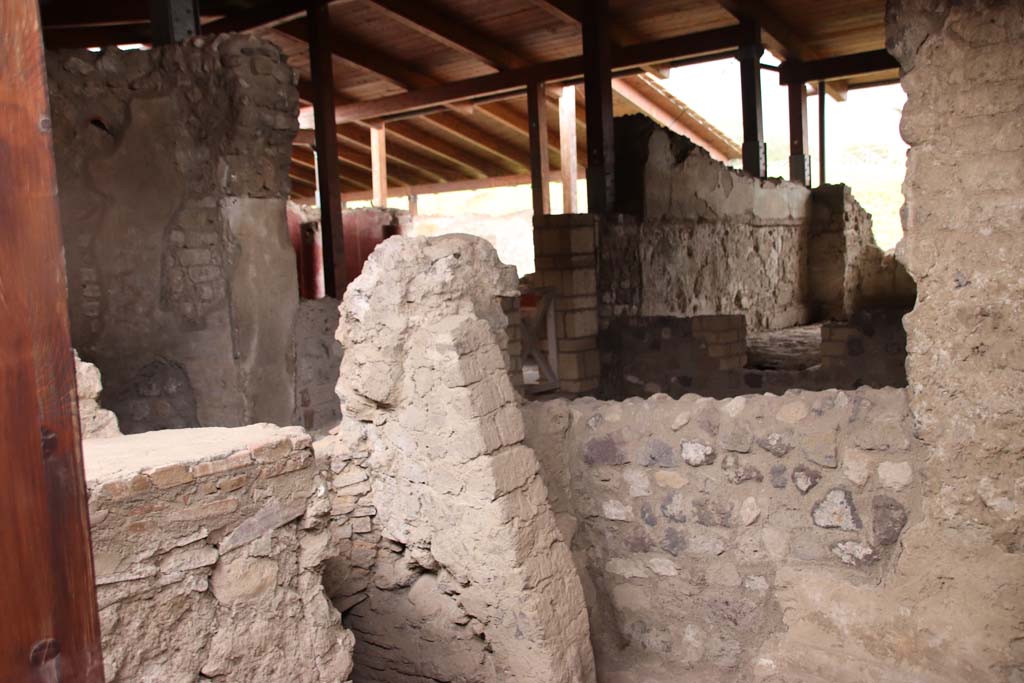 Stabiae, Villa Arianna, October 2020. 
Corridor 26, looking south-west through doorway into room 28, of the baths area. Photo courtesy of Klaus Heese.
