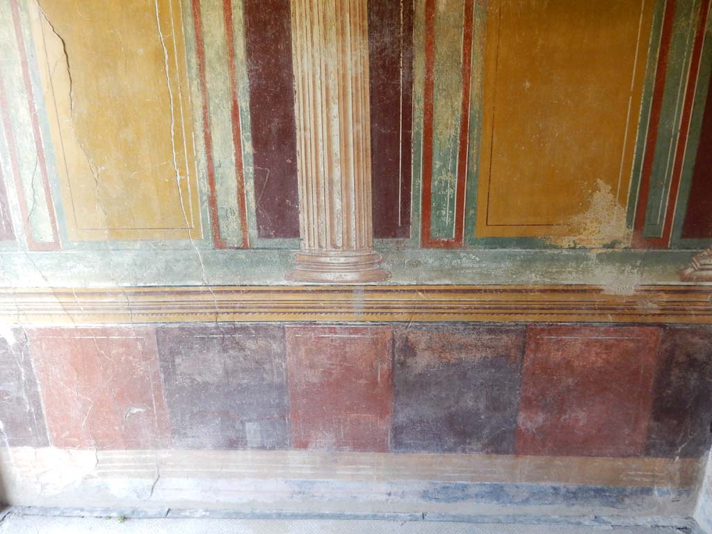 Stabiae, Villa Arianna, September 2015. Room 45, north wall.