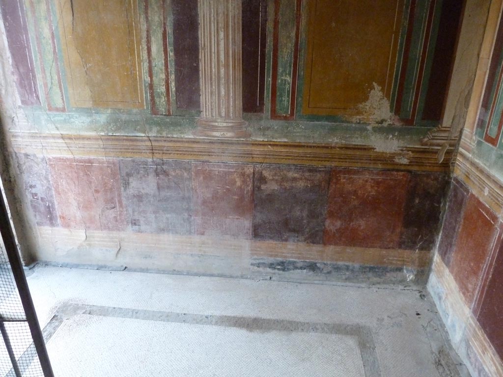 Stabiae, Villa Arianna, September 2015. Room 45, upper north wall.