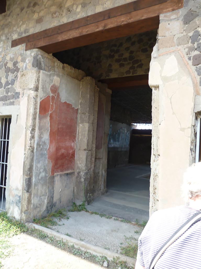 Stabiae, Villa Arianna, September 2015. Room 24, east wall of vestibule. 