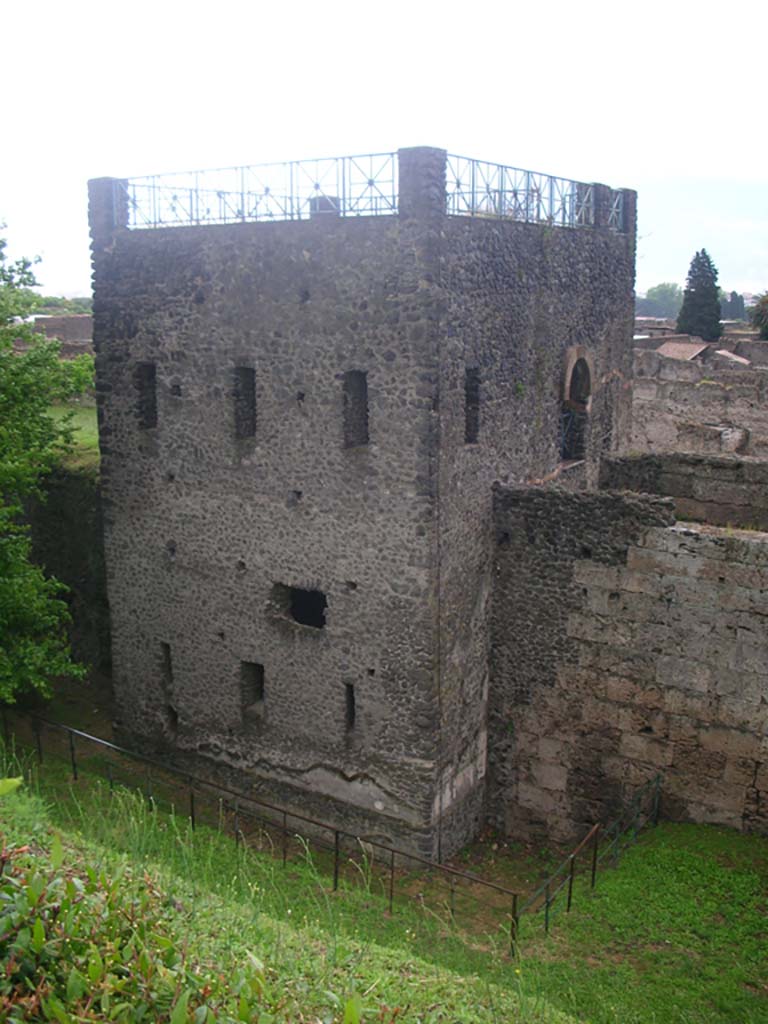 Tower XI, Pompeii. May 2010. 
Looking towards north and west sides of Tower. Photo courtesy of Ivo van der Graaff.
