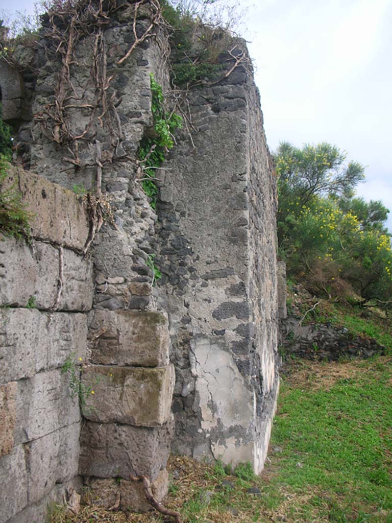 Tower XII, Pompeii. May 2010. 
Looking east across south side of Tower, from city wall on west side. Photo courtesy of Ivo van der Graaff.
