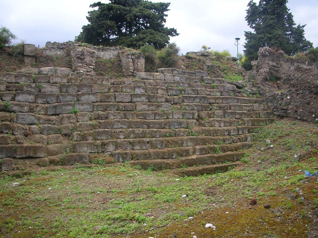 VI.1.1 Pompeii. May 2010. East end of steps up to the city wall. Photo courtesy of Ivo van der Graaff.